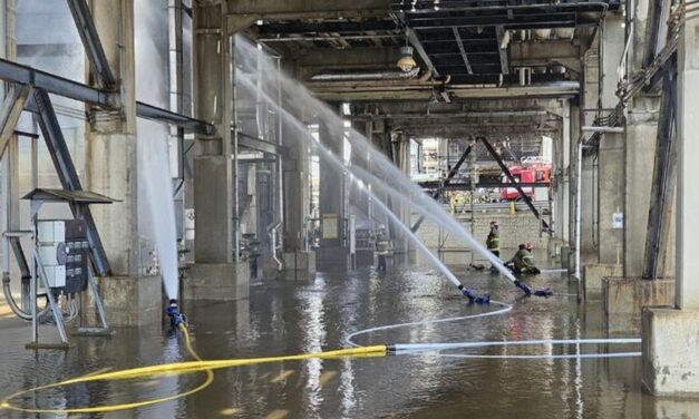 [이달의 기업살인] 노동자·소비자 ‘새벽배송’ 싸움 났는데, 쿠팡은 어디로 사라졌나